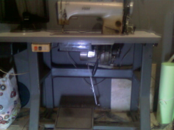 maquina de costura reta industrial PFAFF